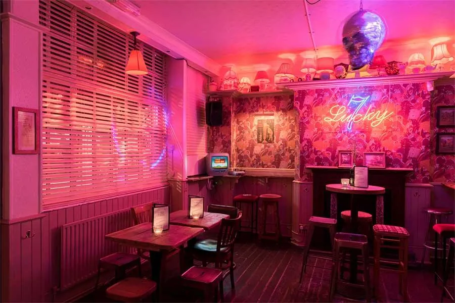 simmons bar soho